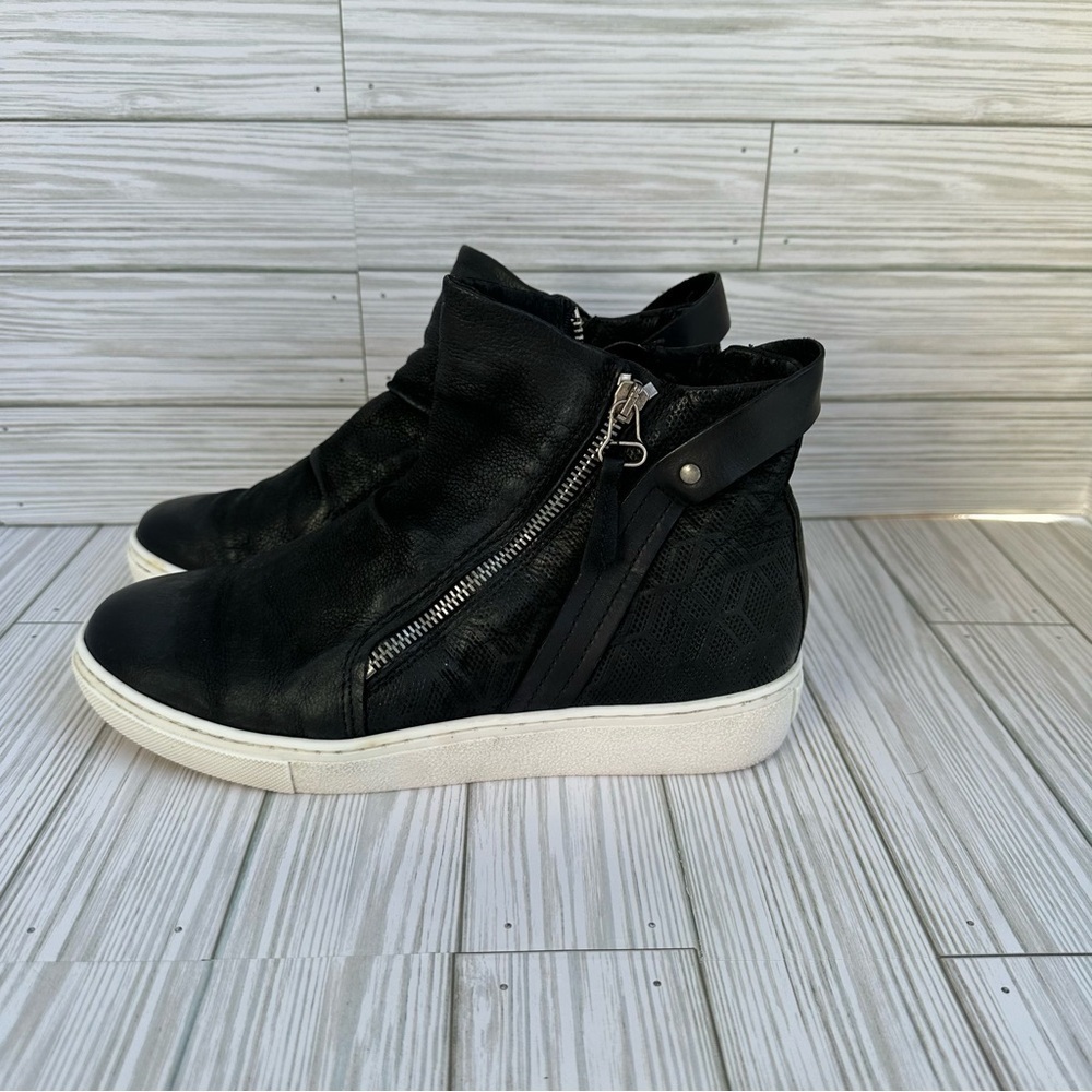Miz Mooz Lulu Black-women’s shoes